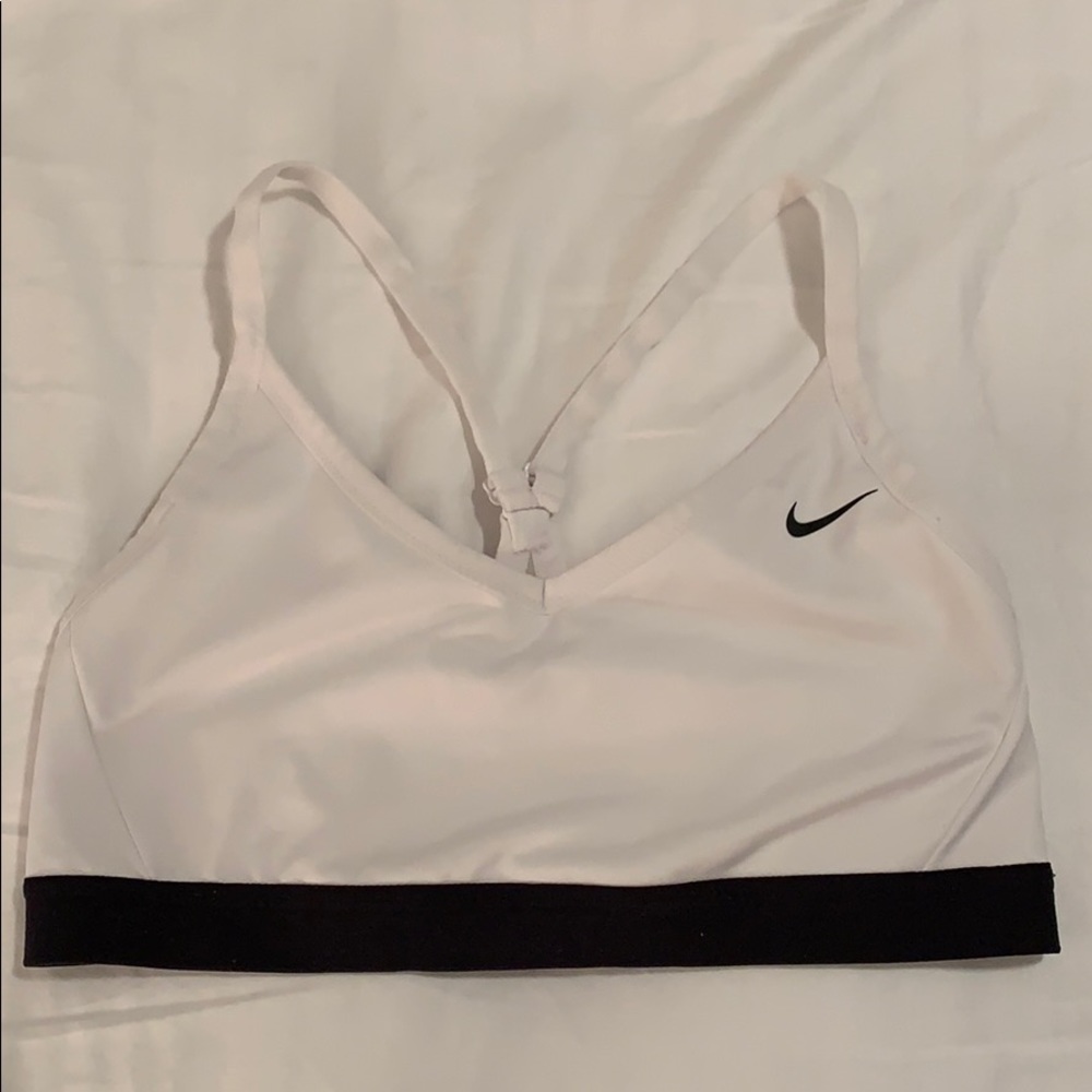Nike Women’s Indy Sports Bra - White Size L